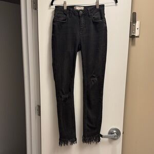 Free People Black Distressed Raw Hem Skinny Jeans High Rise Ankle Crop Sz 24